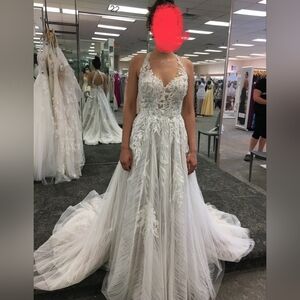 Stunnig Galina Signature Wedding Dress Size 2